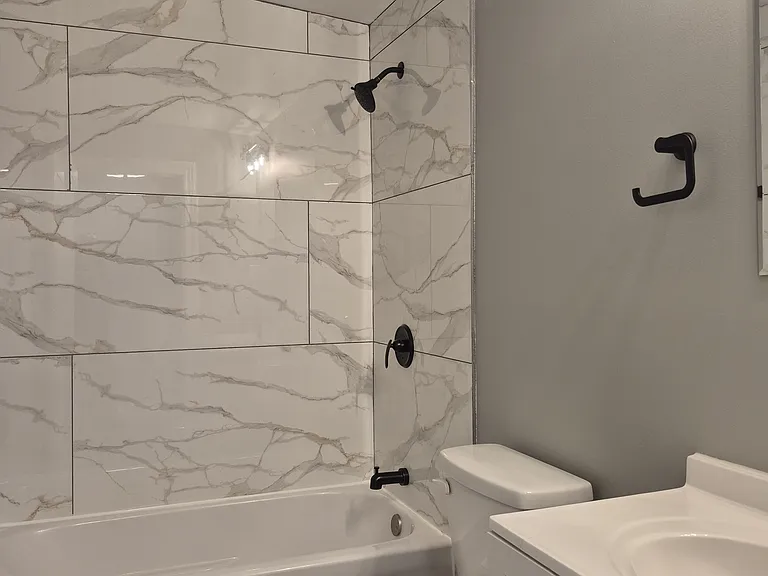 2539 W 21st Ave — Photo 17