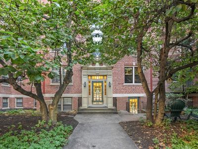 58 Elm St APT 1, Worcester, MA, 01609