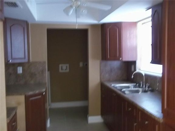 4th image of 16250 NE 6th Ave