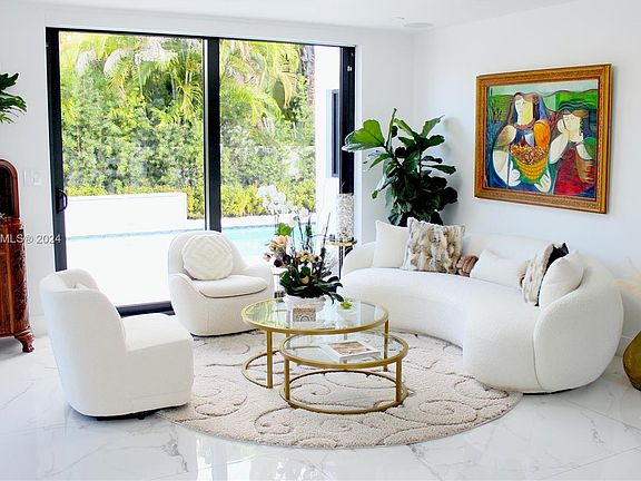 4th image of 5443 NW 94th Doral Pl