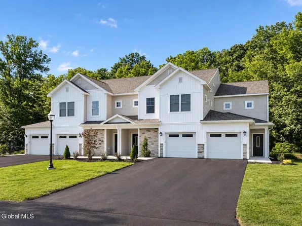 32 Reed'S Hollow, Saratoga Springs, NY 12866