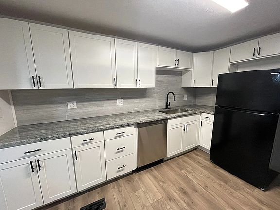 5th image of 3644 Eldersville Rd