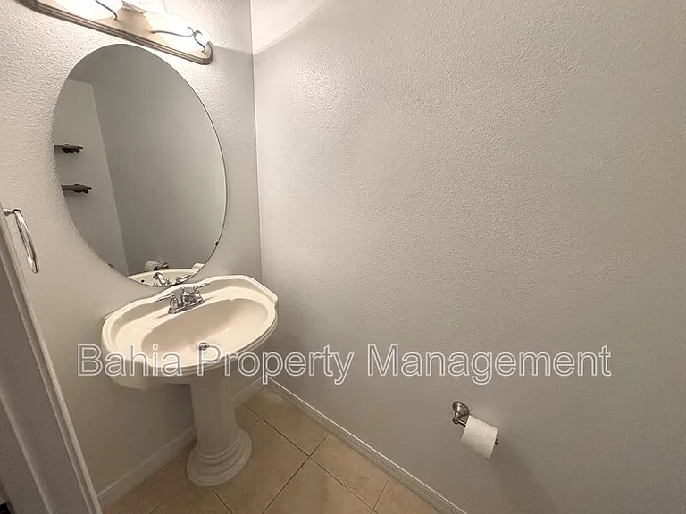 14120 Oakham St — Photo 5