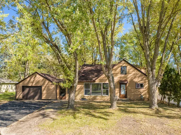 216 8th Ave N, Sauk Rapids, MN 56379