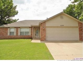 20966 E 35th St S, Broken Arrow, OK 74014