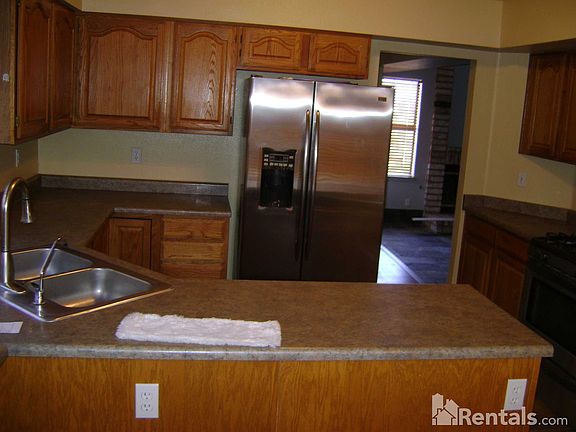 3rd image of 4916 Nestled Grove Dr