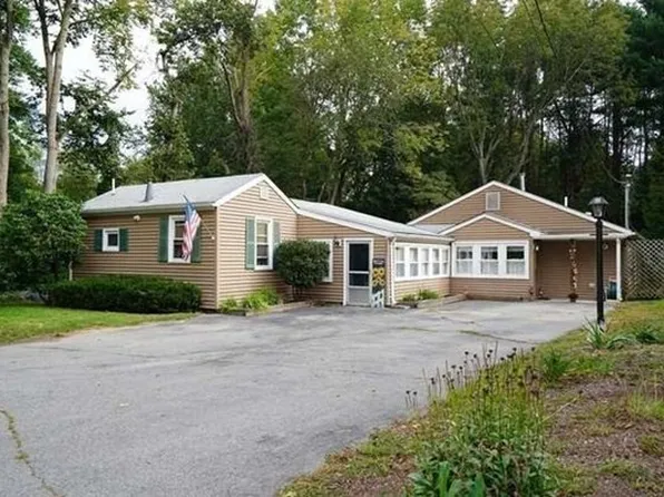 288 S Worcester St, Norton, MA 02766