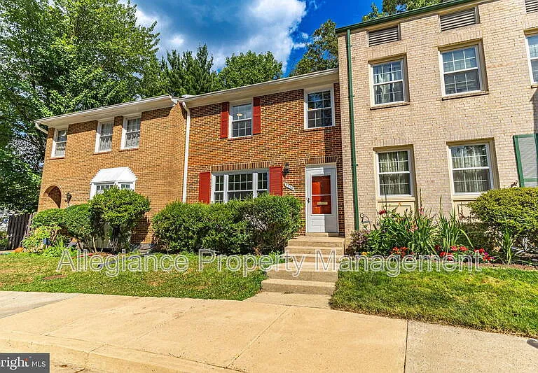 3374 Breckenridge Ct — Photo 35