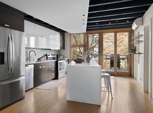 126 2nd St, Brooklyn, NY