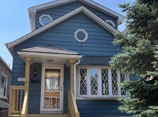 1233 W 32nd Pl #1, Chicago, IL 60608