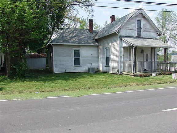 2nd image of 6130 W Broadway