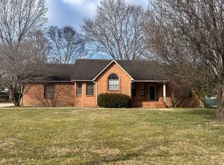 2729 Churchill Dr, Cookeville, TN 38506