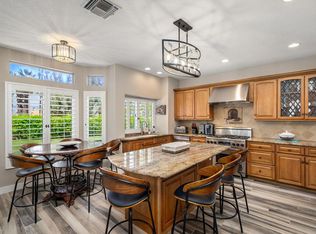 230 Augusta Dr, Palm Desert, CA 92211