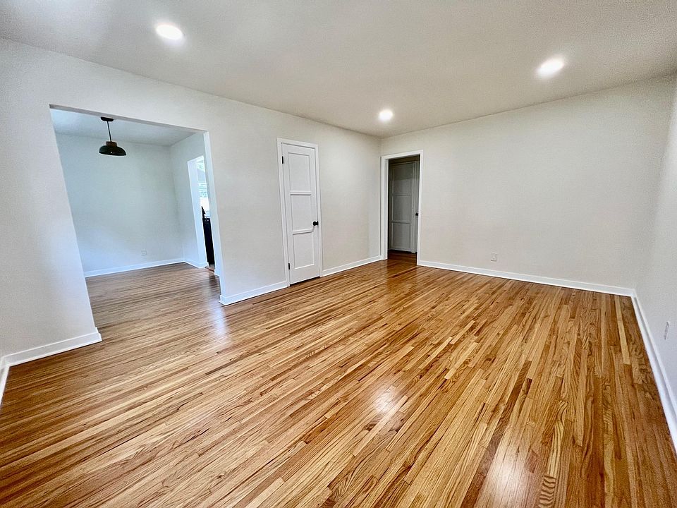 1st image of 2459 Torrance Blvd #4