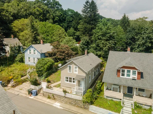 93 5th Street, Norwich, CT 06360