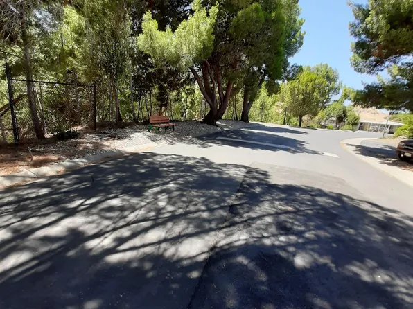 17 Bradley Ln, Antioch, CA 94509