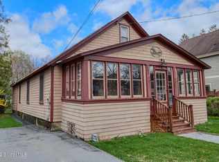 261 Caroline St, Saratoga Springs, NY 12866