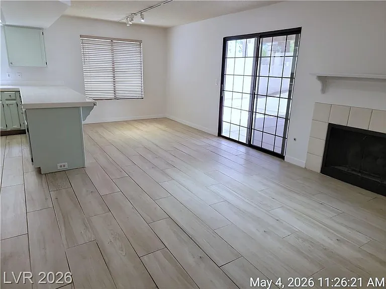 2829 Autumn Haze Ln — Photo 8