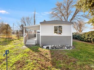 150 E Orchard St, Hagerman, ID 83332