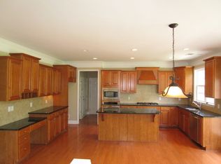 7024 Blue Sky Dr, Locust Grove, GA 30248