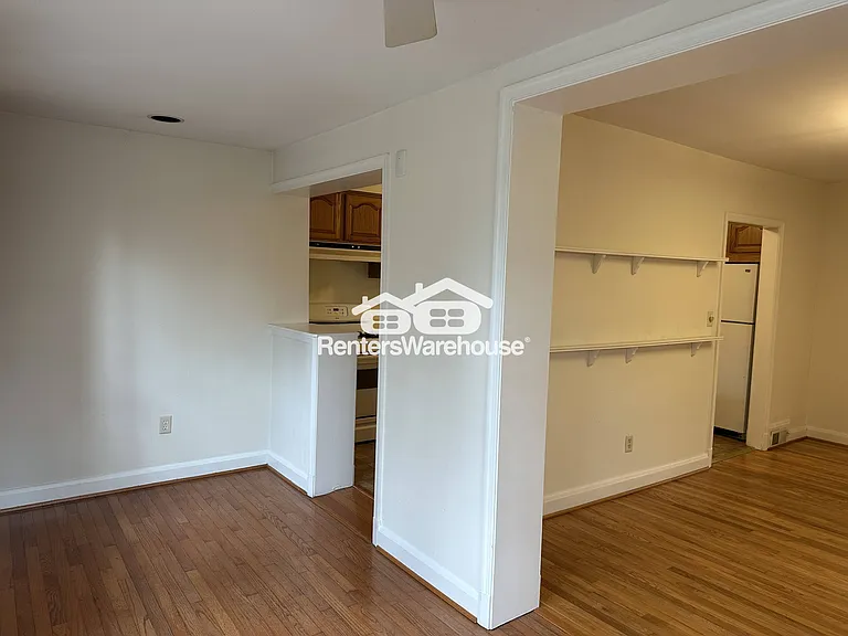 6518 Loch Hill Ct — Photo 7