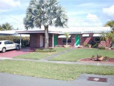 227 SE 3rd St, Dania Beach, FL, 33004