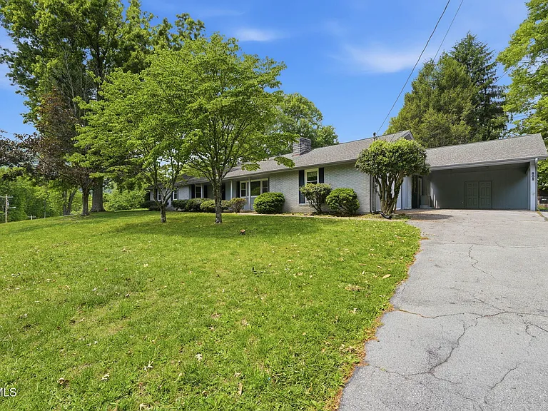 808 Chippendale Rd — Photo 13