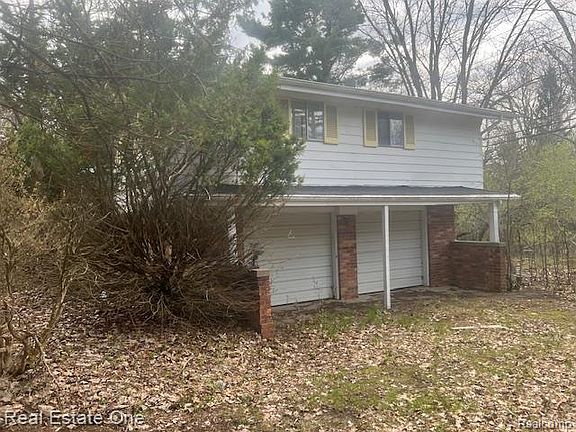 4th image of 4555 Arrowhead Rd