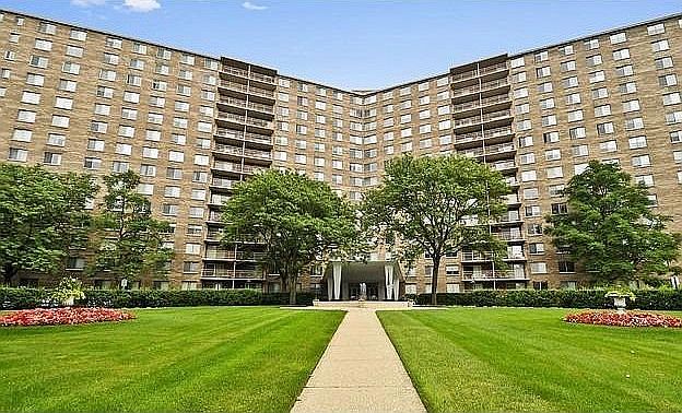1st image of 7141 N Kedzie Ave APT 1505