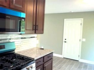 907 N 14th St #907, Rogers, AR 72756