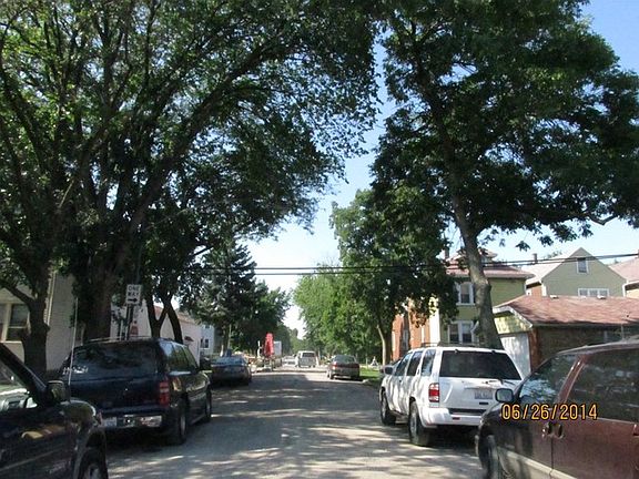 4th image of 2538 N Linder Ave