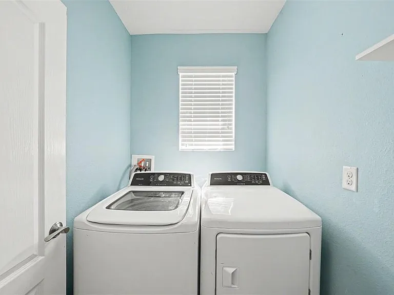 813 Wiltonway Dr — Photo 14