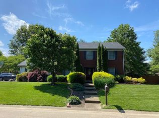 10299 Shawnee Dr, Newburgh, IN 47630