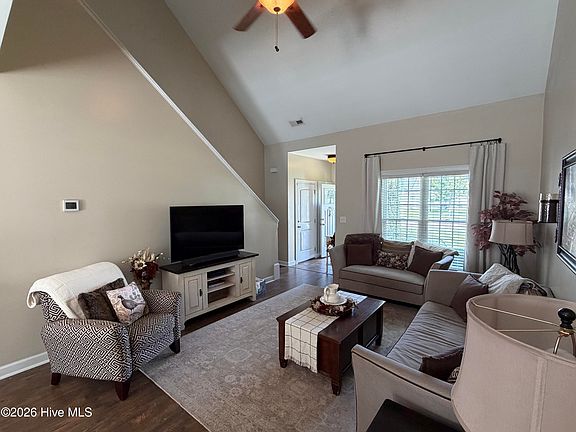 4th image of 2501 Chelsea Drive NW