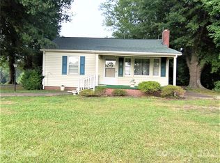 1060 Cleveland Ave, Grover, NC 28073