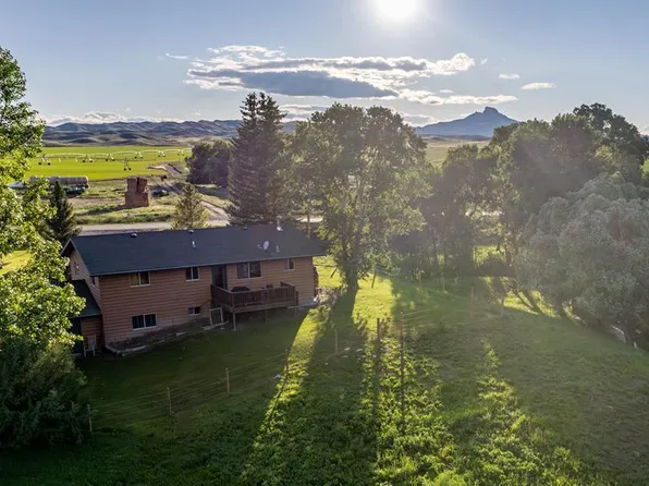 92 Road 20, Cody, WY 82414