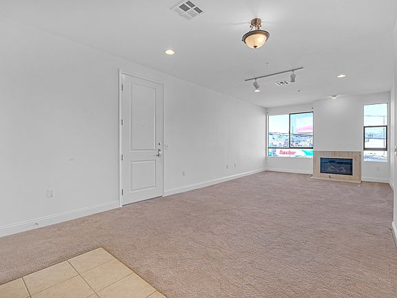 3rd image of 6938 Laurel Canyon Blvd #67