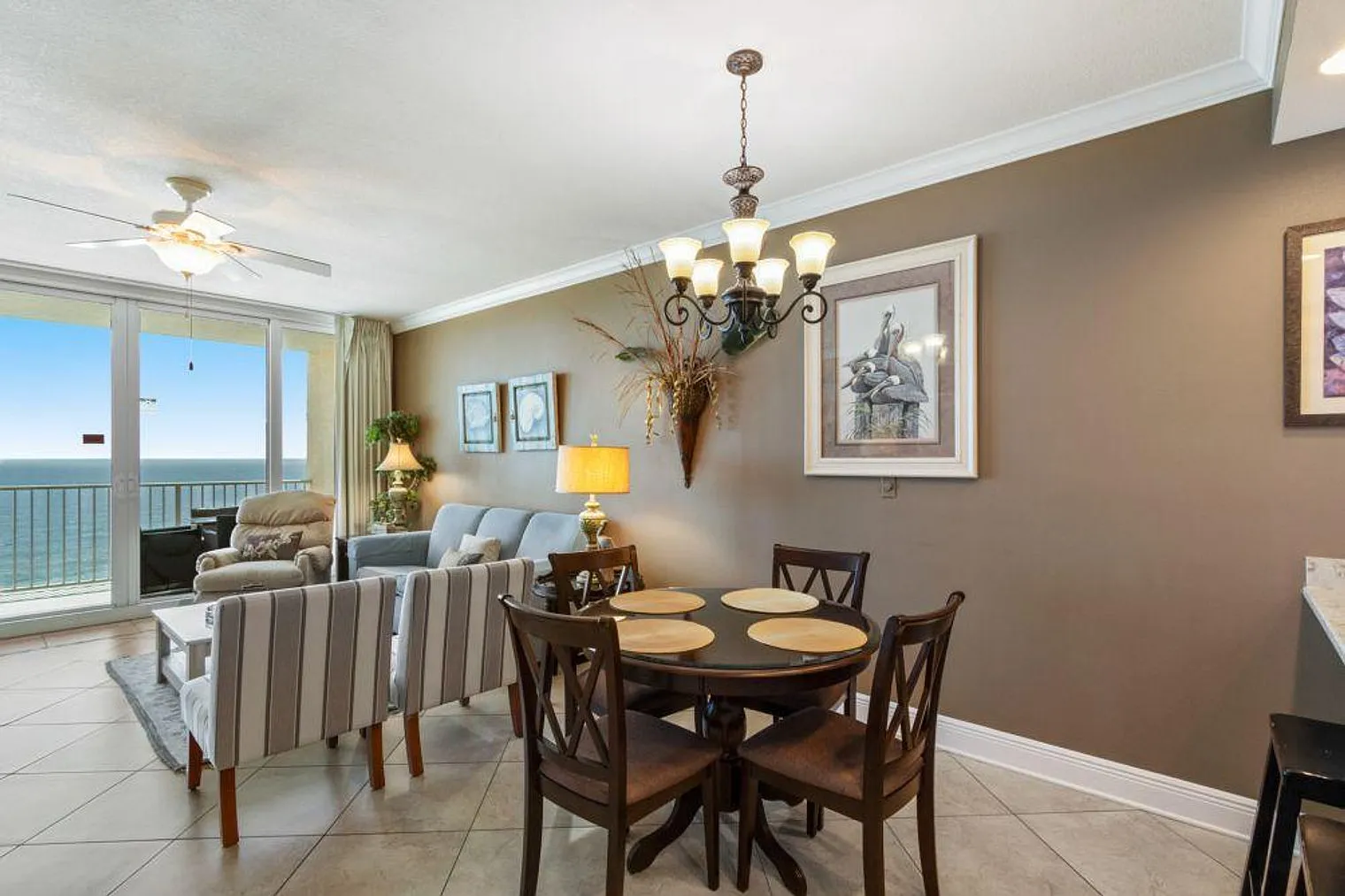 2 bed, 2.0 bath, 1227 sqft, $4,735 — Photo 4