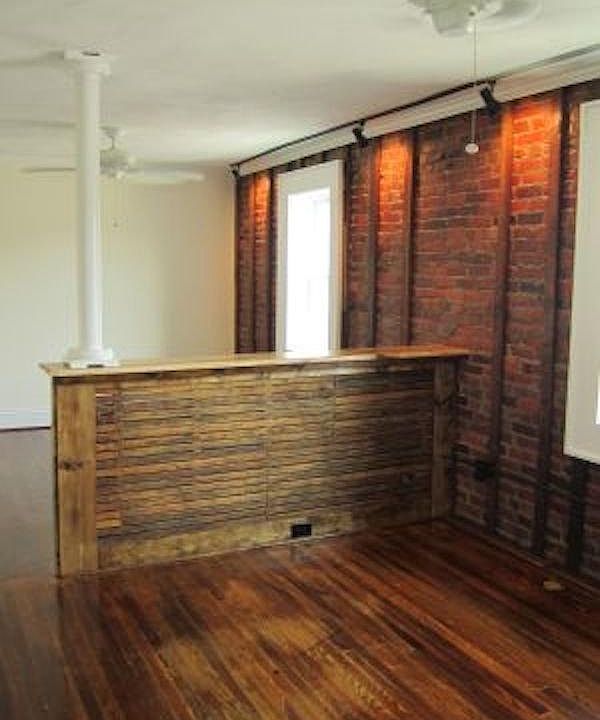 1st image of 4911 Newport Avenue # Third Floor