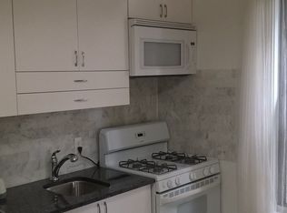 2618 28th St APT 1F, Astoria, NY 11102