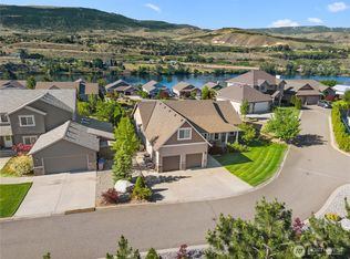 2835 Aspen Shores Dr, East Wenatchee, WA 98802