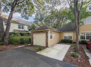 9767 SW 52nd Rd, Gainesville, FL 32608