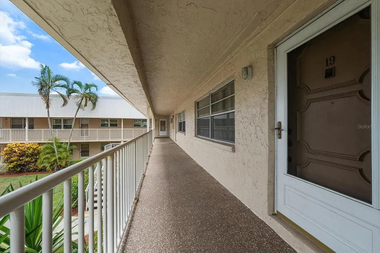 1 bed, 700 sqft, $1,250 — Photo 4