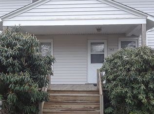 542 Eastwood St, Geneva, OH 44041