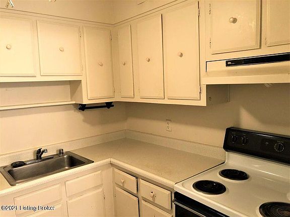 5th image of 1966 Goldsmith Ln APT 3