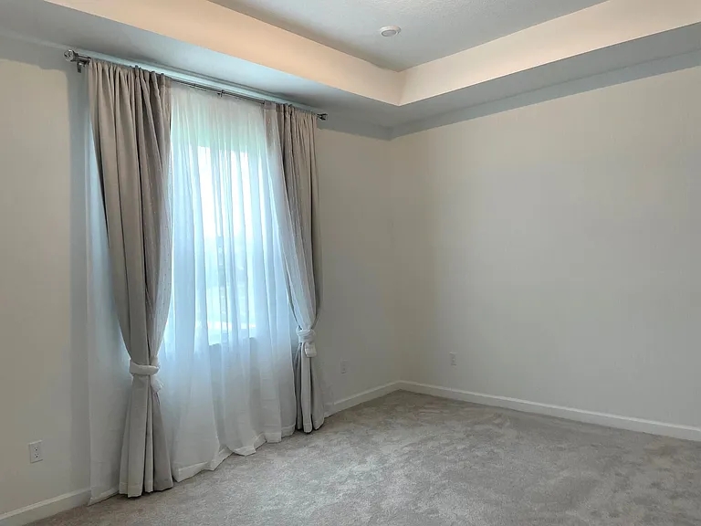 13419 Noble Dr — Photo 16