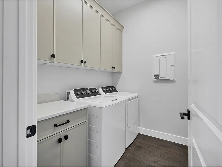 965 W Mesa Ave — Photo 12