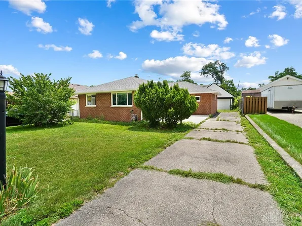 136 Swallow Dr, Dayton, OH 45415