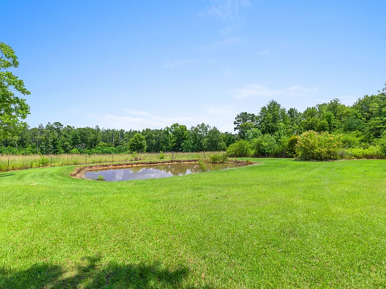 9257 Highway 171 — Photo 14