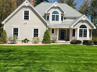 9 Wiggin Way, Stratham, NH 03885